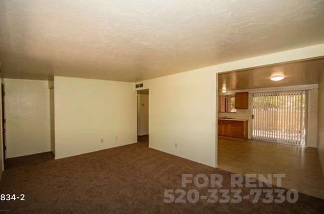 Building Photo - 3908 N Pomona Rd