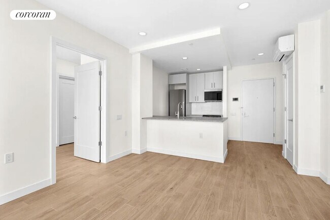 Foto del edificio - 912 Broadway