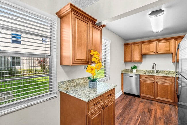 Building Photo - 733 Normandy Trail