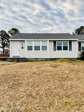 Building Photo - 318 Starling St