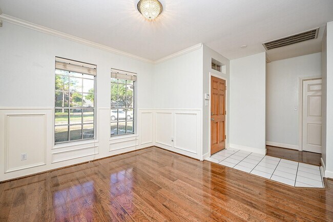 Building Photo - 6511 Mesa Vista Ct