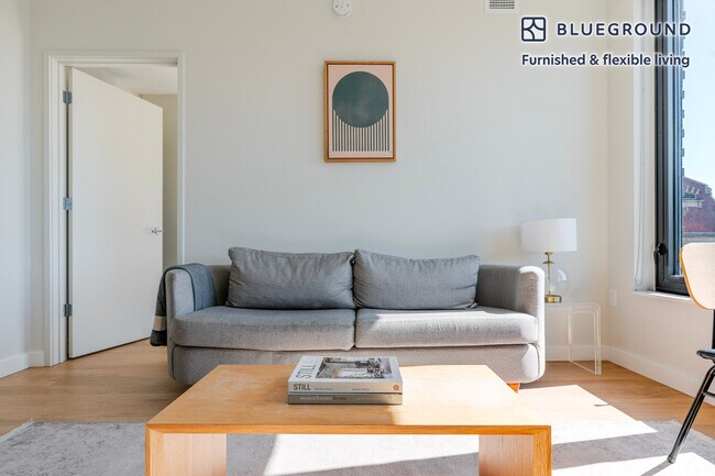 Foto del edificio - 1300 Yards Pl SE