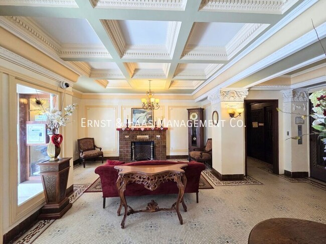 Building Photo - 1030 E Ocean Blvd