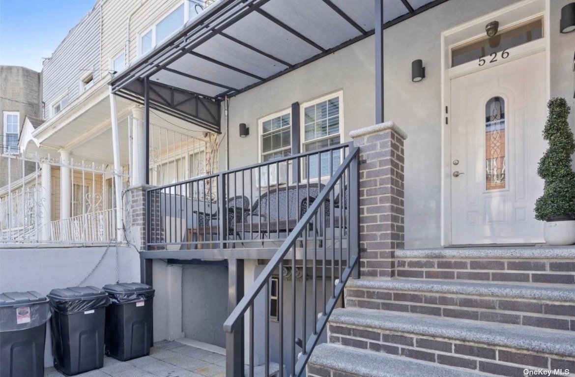 Foto principal - 526 Linwood St