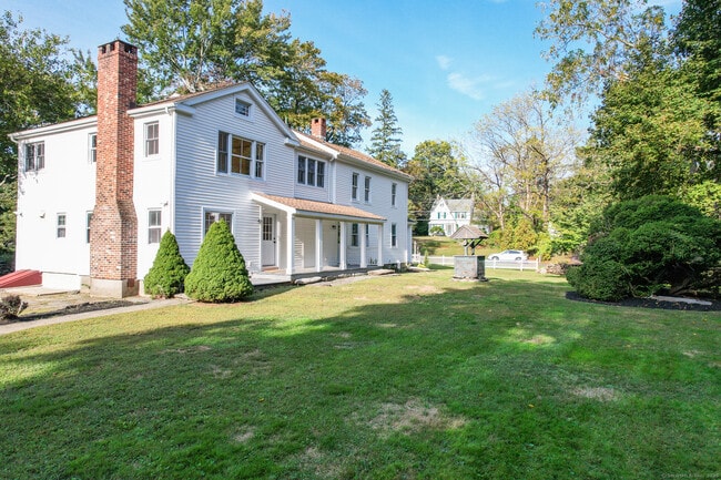 Foto del edificio - 2921 Nichols Ave