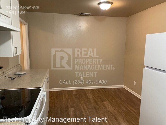 Building Photo - 2 br, 1 bath House - 908 W Lamar Ave