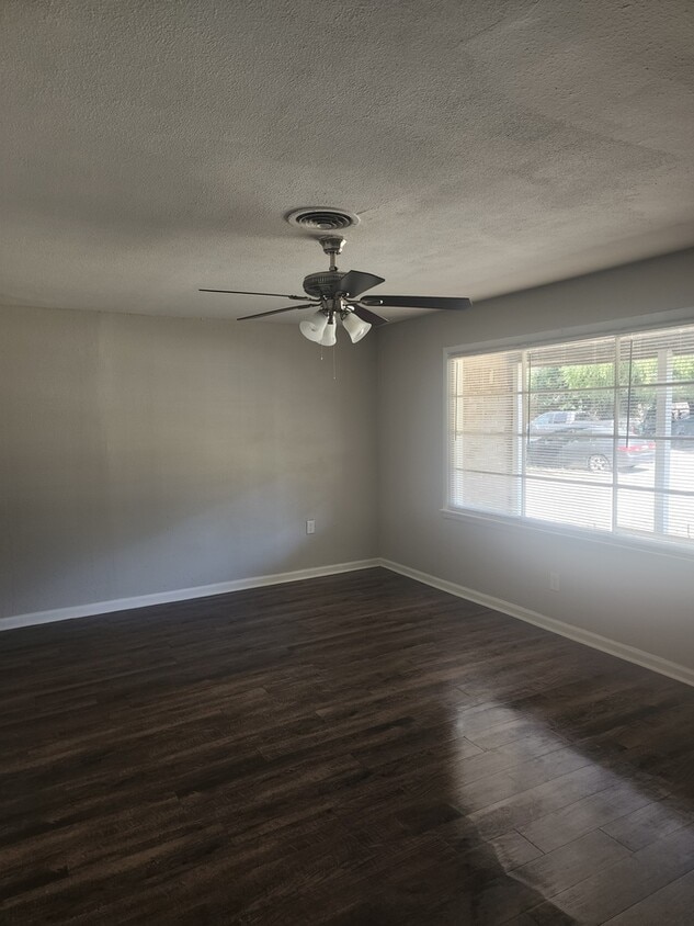 Foto principal - 512 S Judd St