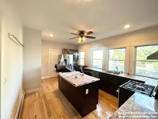 Foto del edificio - 3 Mount Vernon St