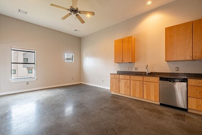 Building Photo - Urban Style Meets South Congress Energy — ...
