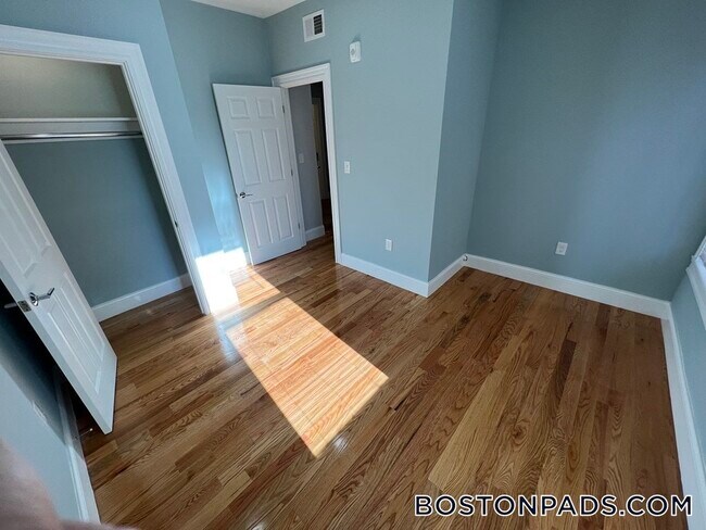 Foto del edificio - 372 Oxford St