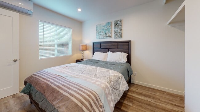 Bedroom - 5647 Gaines St