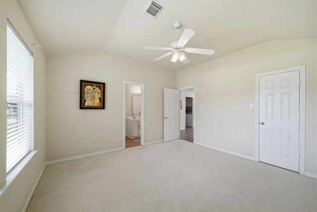 Building Photo - 1413 Whispering Pines Dr