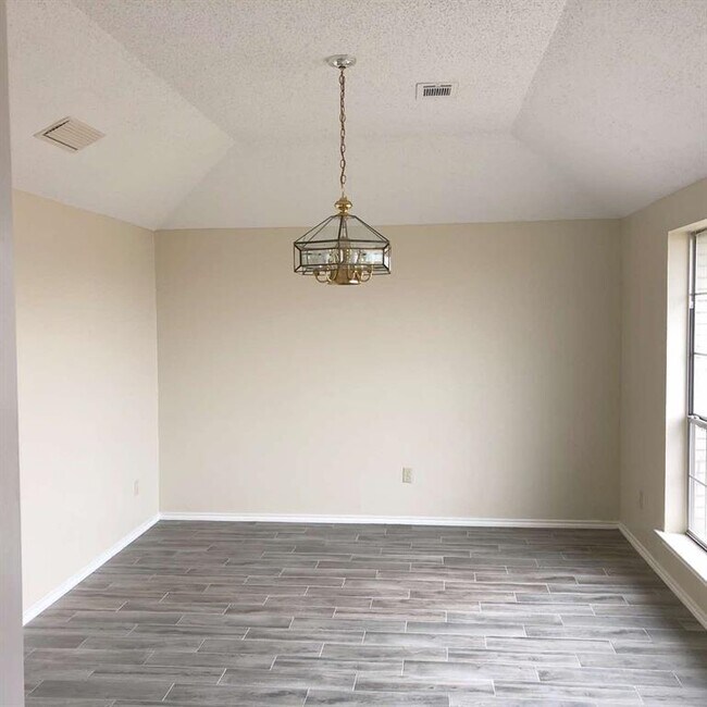 Foto del edificio - 6895 Cottage Hill Ln