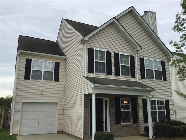 Building Photo - 530 Tansy Dr