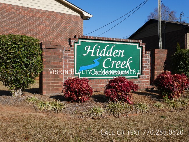 Foto del edificio - Hidden Creek