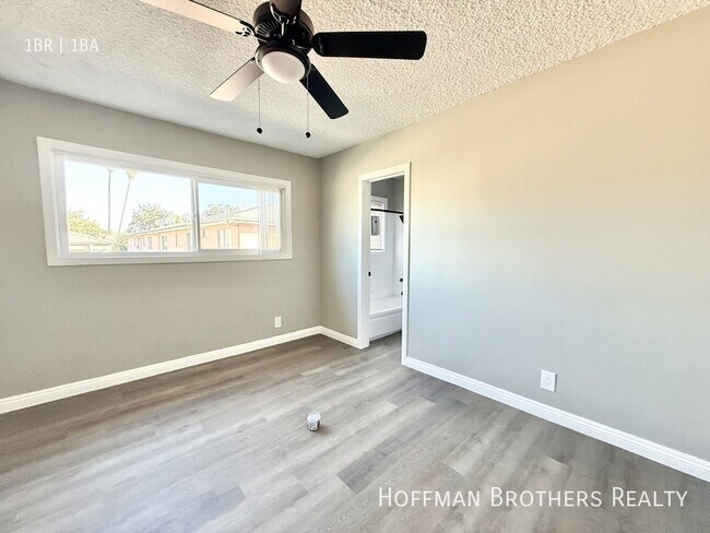 Building Photo - 4046 Coco Ave