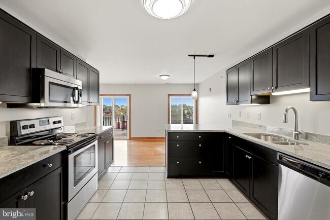 Foto del edificio - 443 Millwood Ave
