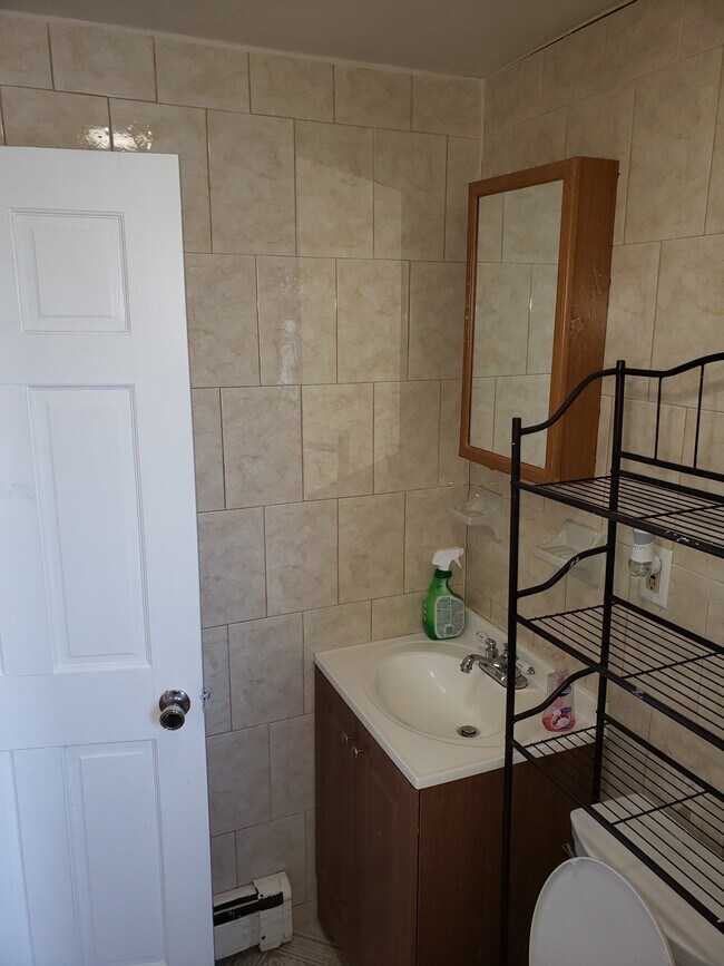 Bathroom - 14764 259th St