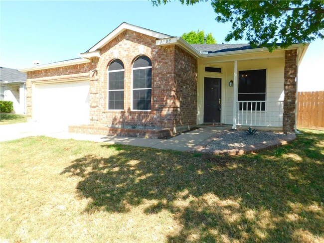 Building Photo - 7905 Seven Oaks Ln