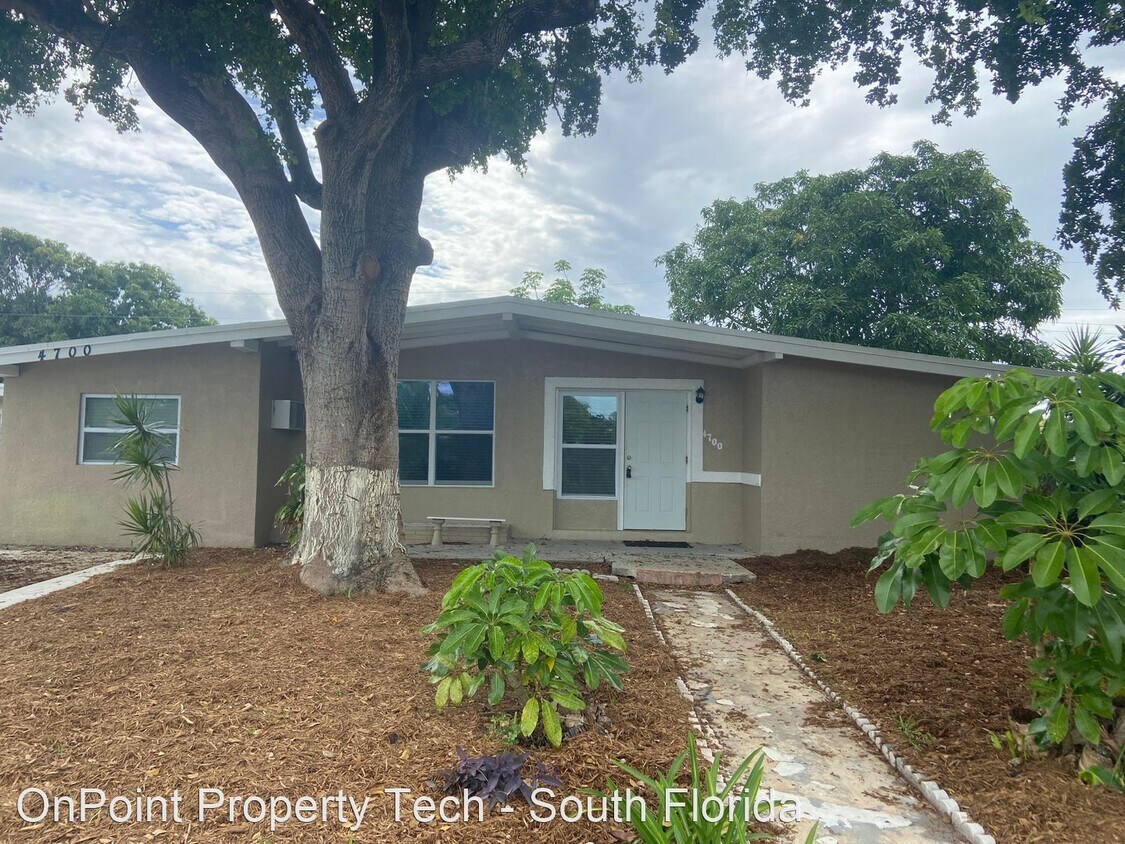 Foto principal - 4 br, 2 bath House - 4700 NE 15th Ave