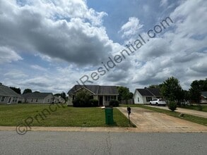 Building Photo - 6911 Pepper Ann Ln