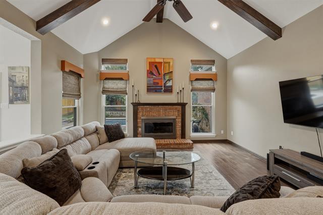 Building Photo - 7612 Oak Knoll Dr