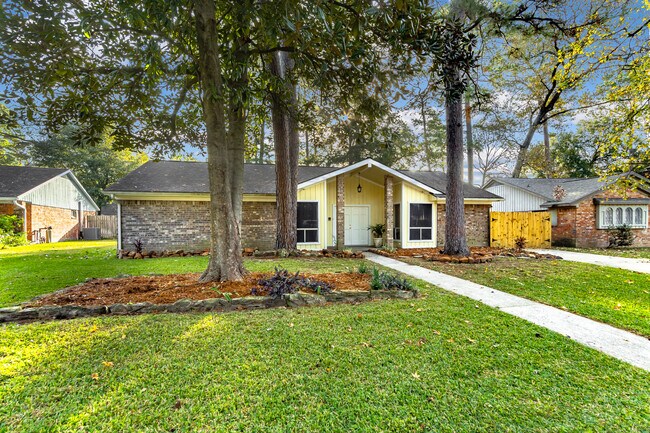 Frente - 22802 Whispering Willow Dr