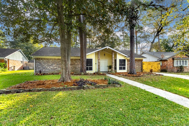 Front - 22802 Whispering Willow Dr