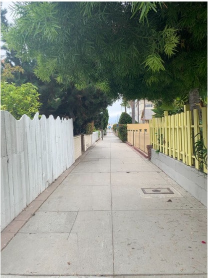 Foto del edificio - 41 1/4 Thornton Ave