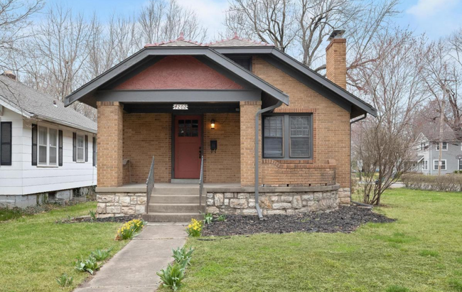 Foto del edificio - Quaint home in a quiet neighborhood