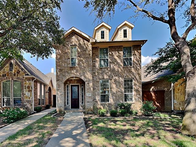 Foto principal - 229 Carrington Ln