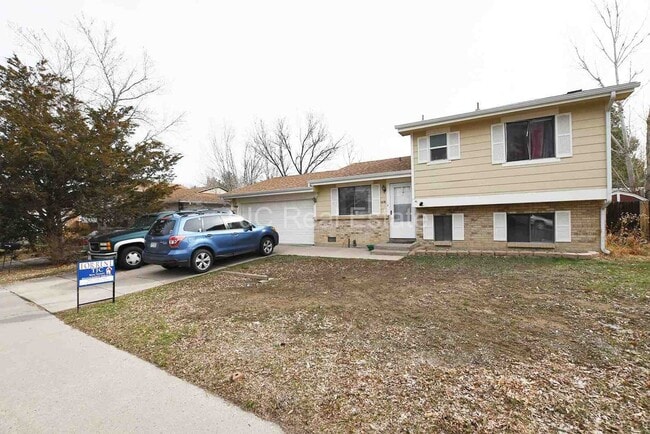 Fenced Backyard! - Fenced Backyard! House
