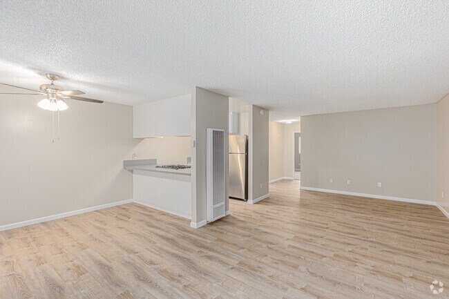 2BR, 1BA - 800SF - Living Room - Moss Gardens Apartments
