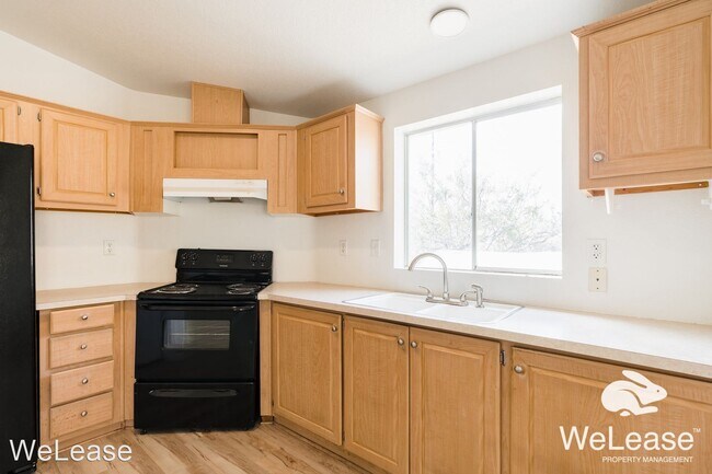 Building Photo - 2 br, 1 bath House - 13046 Wildcat Canyon Rd.