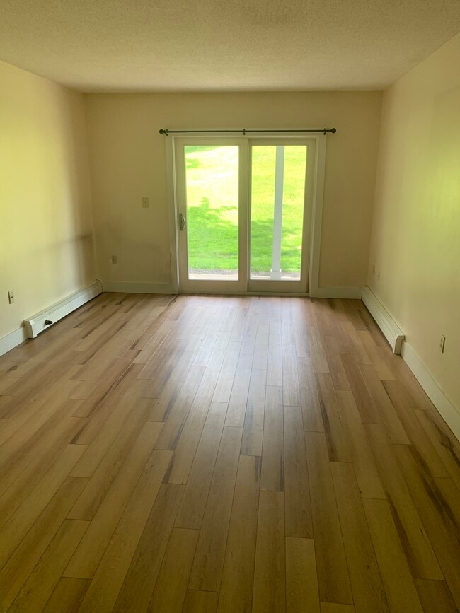 Building Photo - Highland Meadows