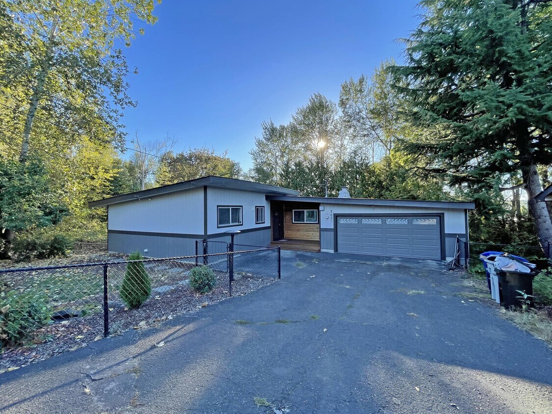 3621 Shattuck Ave S, Renton, WA 98055 House Rental in Renton, WA