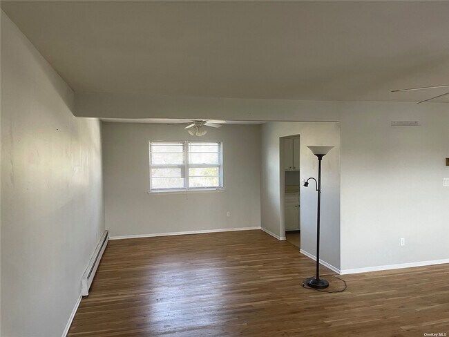 Foto del edificio - 8 Conway Ct