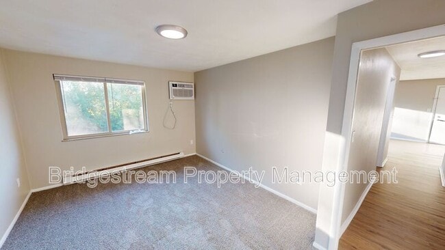 Foto del edificio - 95 N Gebhart Church Rd