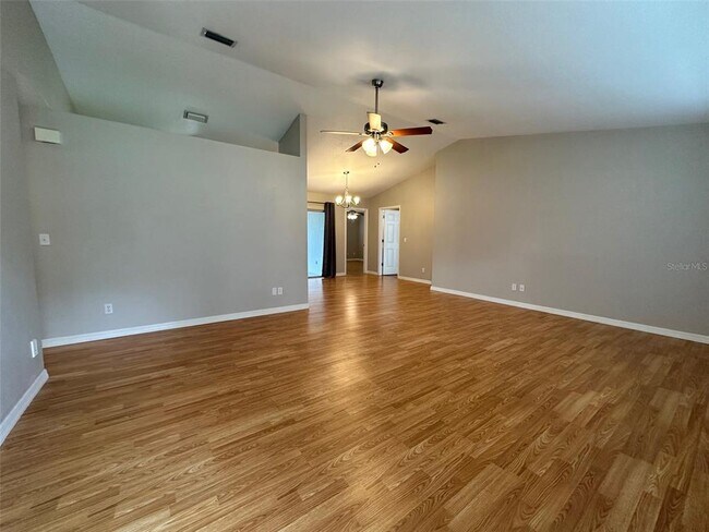 Building Photo - 3748 SE 60th St