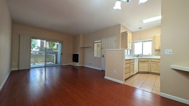 Building Photo - 143 Tuscany Ct