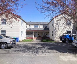Building Photo - 6867 N Fessenden St