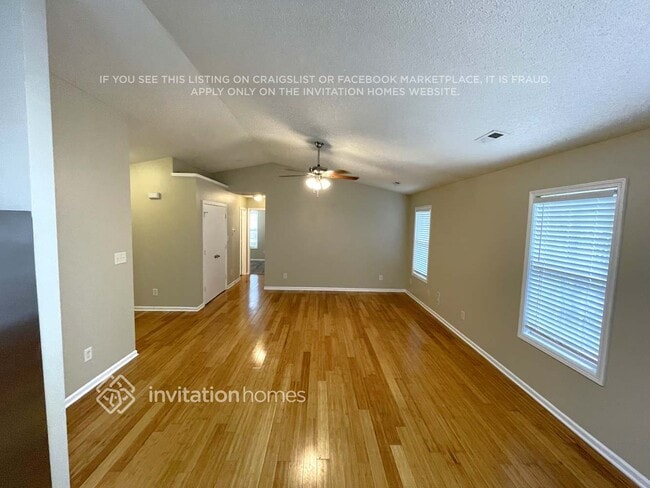Building Photo - 5882 Culloden Ct