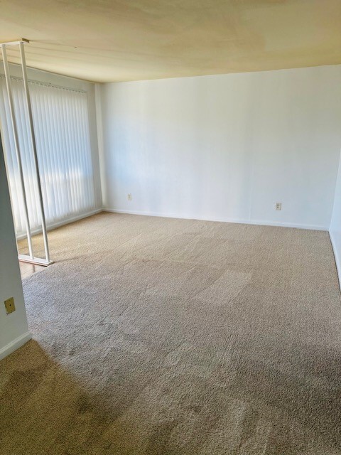 Foto del edificio - 8814 Ilona Ln