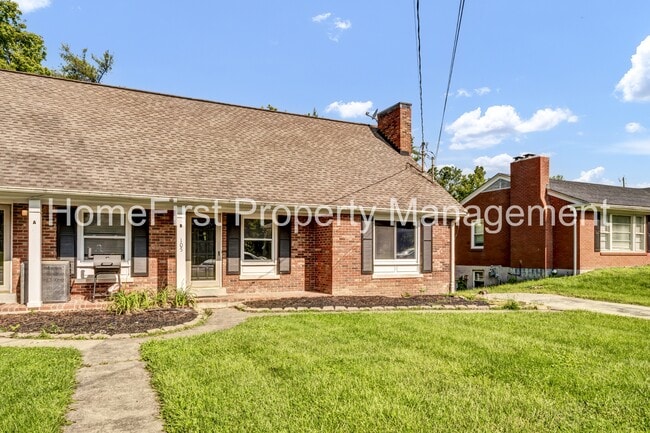 Foto del edificio - 105 Meadowlark Dr