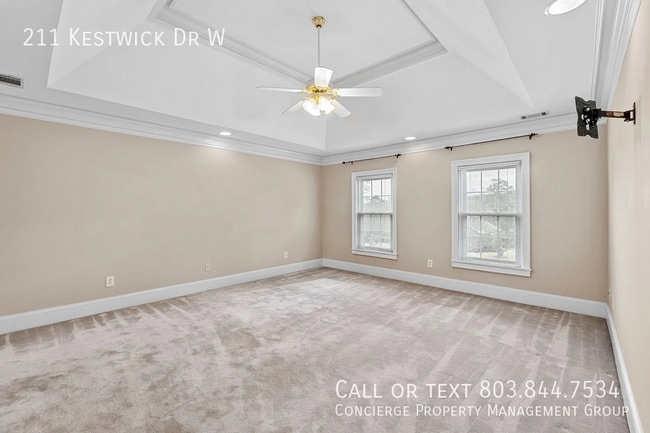 Building Photo - 211 Kestwick Dr W