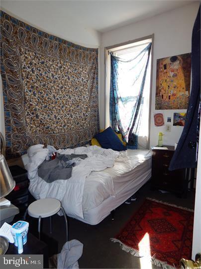 Building Photo - 1621 W Diamond St