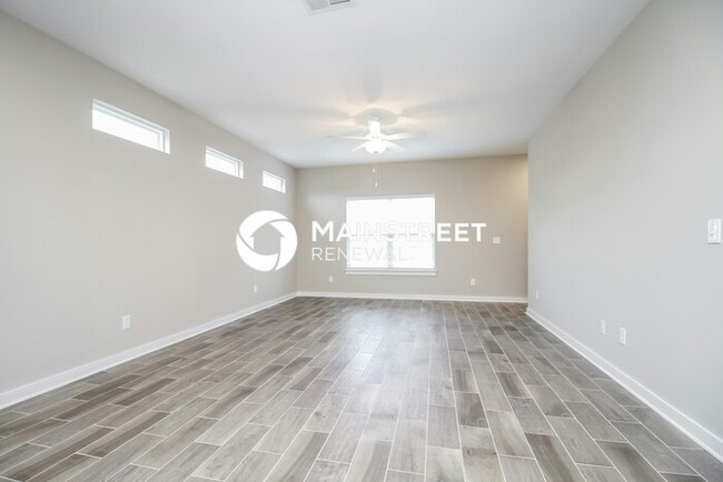 Building Photo - 5340 Nancy Seward Dr
