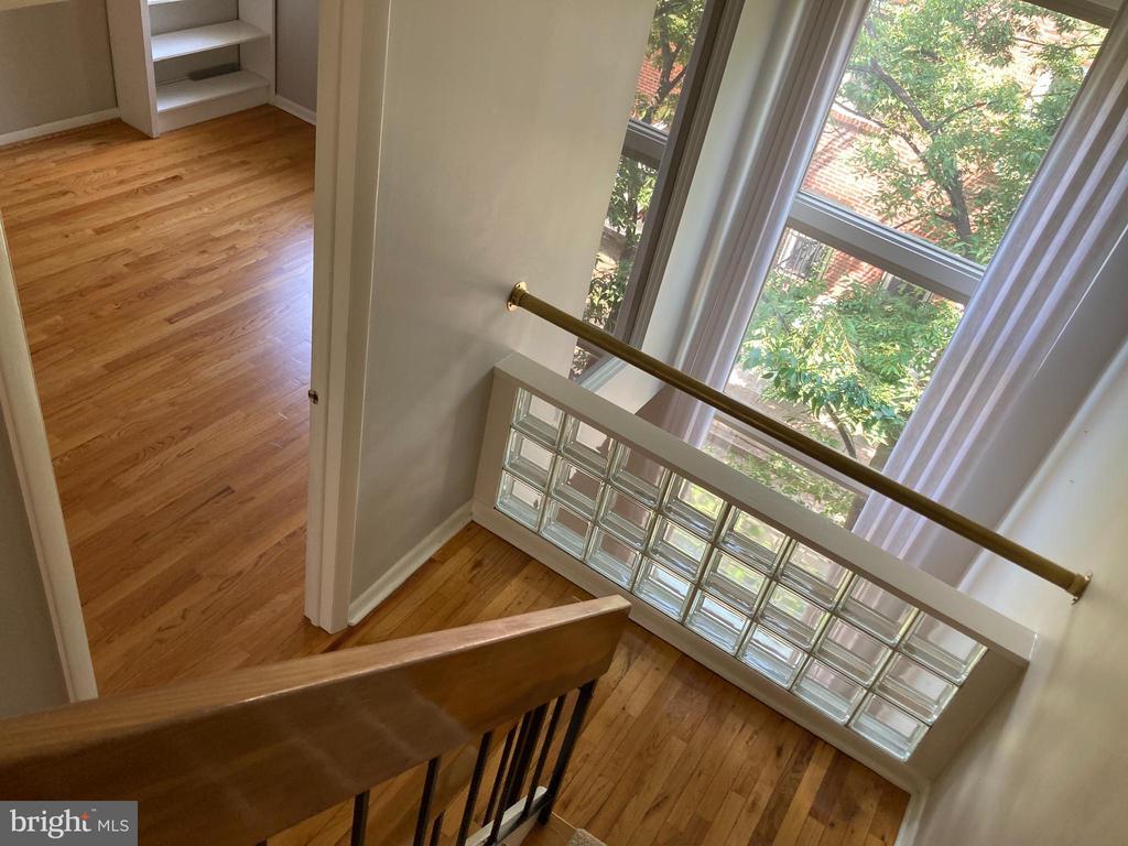 Foto principal - 2108 Appletree St