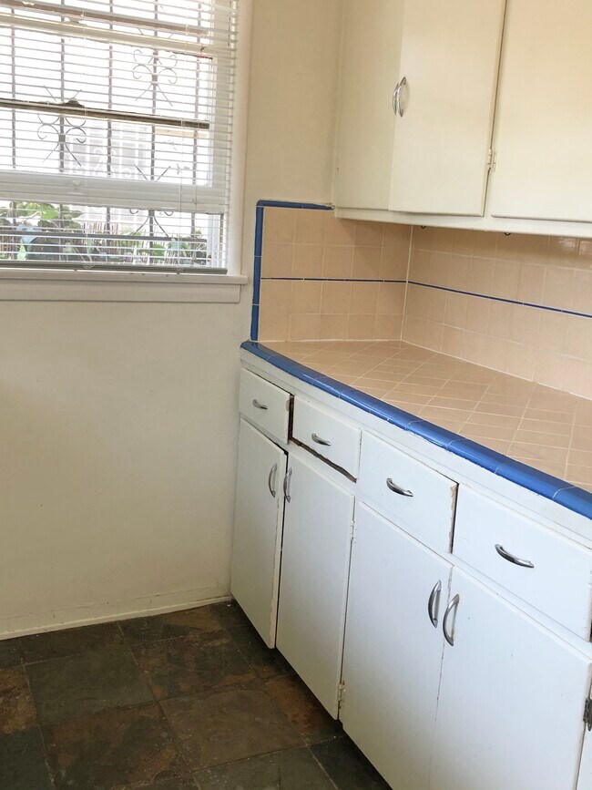 Foto del edificio - 1240 Tamarind Ave
