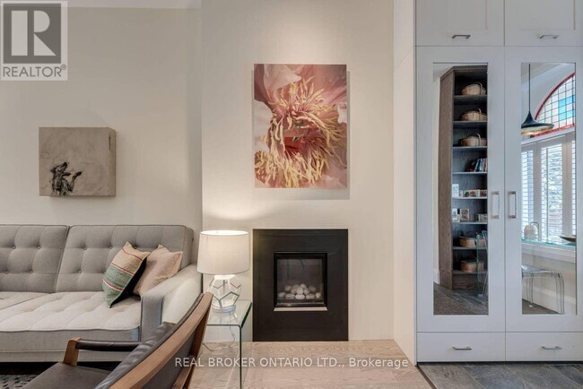 Building Photo - 143 Harrison St